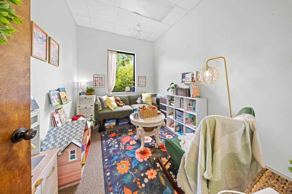A wide shot view of IHS's Alabaster therapy office. We offer therapy for the whole family in Alabaster, AL. Get started today with our therapists!